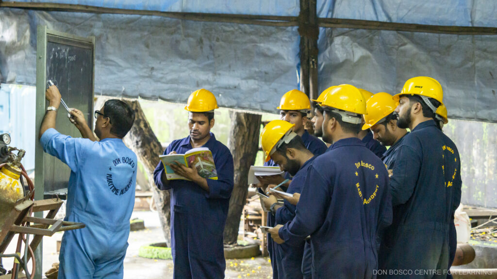 2 course fabrication